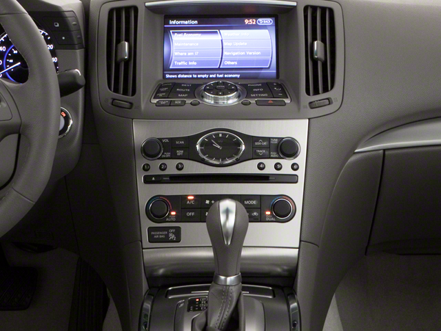 2010 INFINITI G37x X