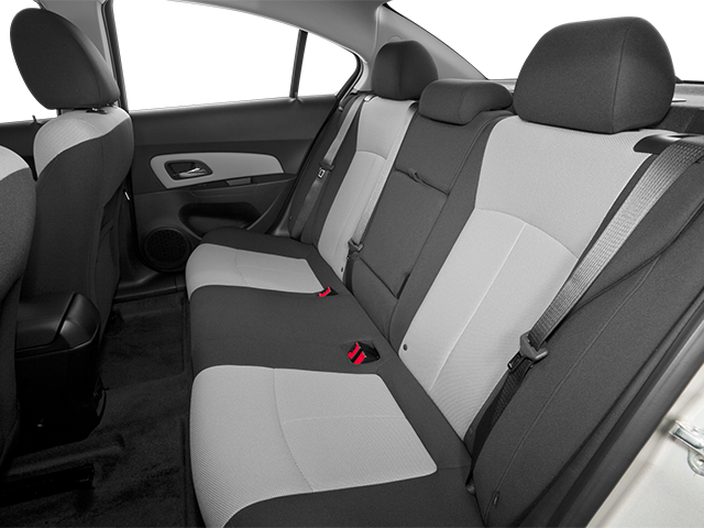 2013 Chevrolet Cruze LS Auto