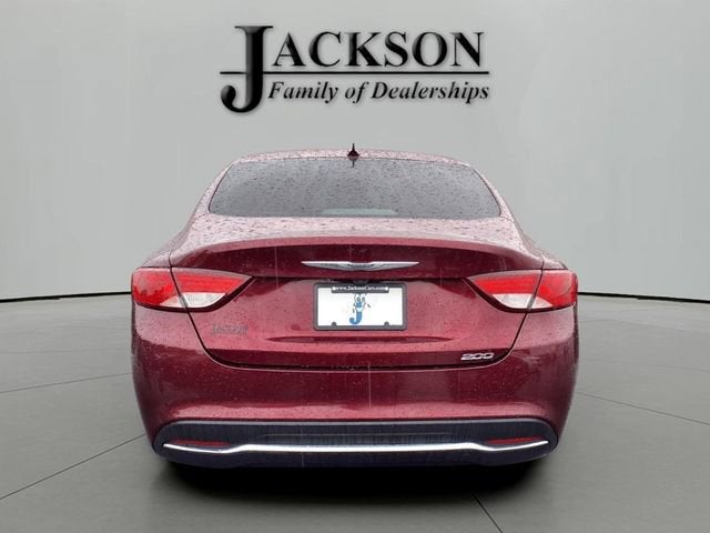 2017 Chrysler 200 Limited Platinum