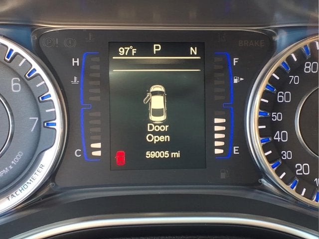 2017 Chrysler 200 Limited Platinum