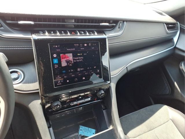 2025 Jeep Grand Cherokee Altitude 4x4