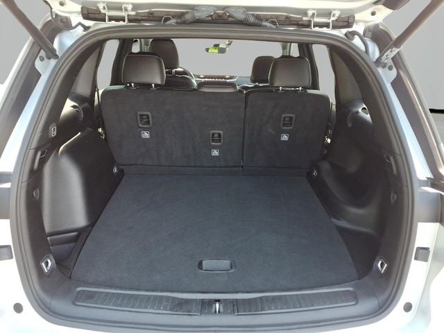 2025 Jeep Grand Cherokee Altitude 4x4