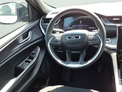 2025 Jeep Grand Cherokee Altitude 4x4