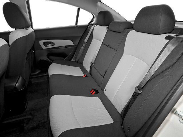 2013 Chevrolet Cruze LS Auto