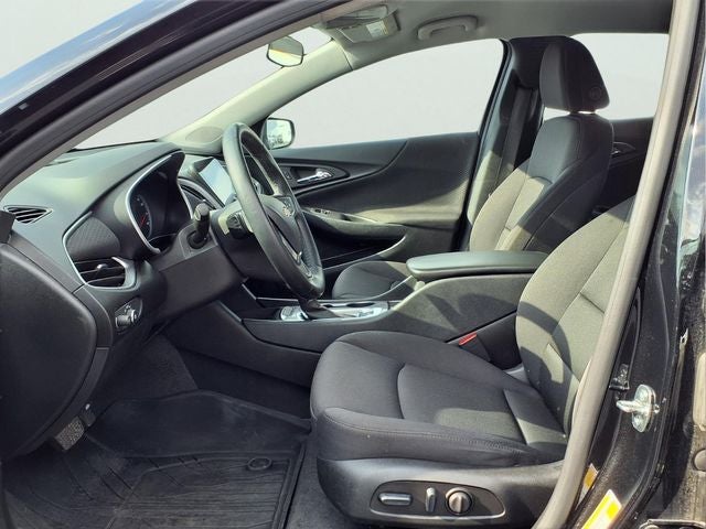 2024 Chevrolet Malibu FWD RS