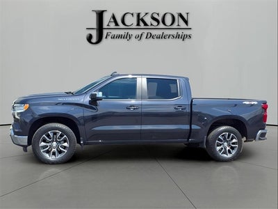 2023 Chevrolet Silverado 1500 4WD Crew Cab Short Bed LT with 2FL