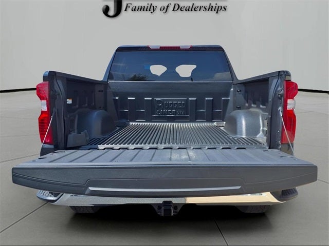 2023 Chevrolet Silverado 1500 4WD Crew Cab Short Bed LT with 2FL