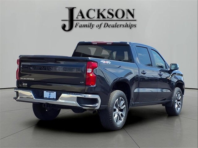 2023 Chevrolet Silverado 1500 4WD Crew Cab Short Bed LT with 2FL