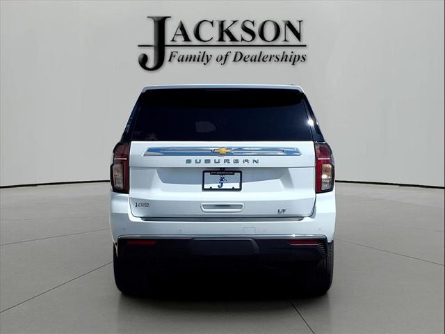 2021 Chevrolet Suburban 4WD LT