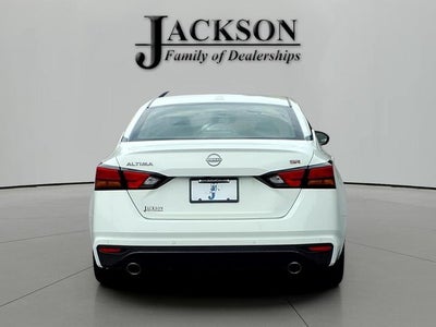 2024 Nissan Altima SR FWD