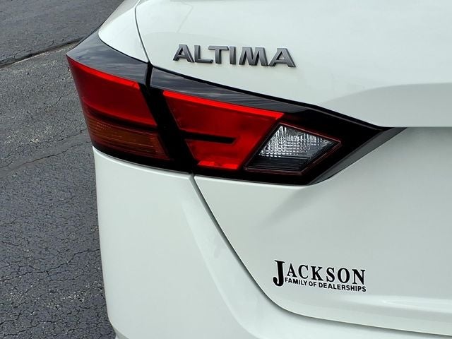 2024 Nissan Altima SR FWD