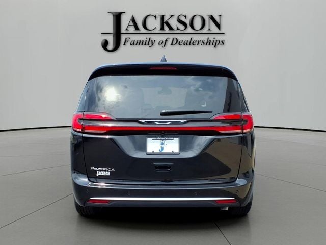 2027 Chrysler Pacifica PACIFICA SELECT