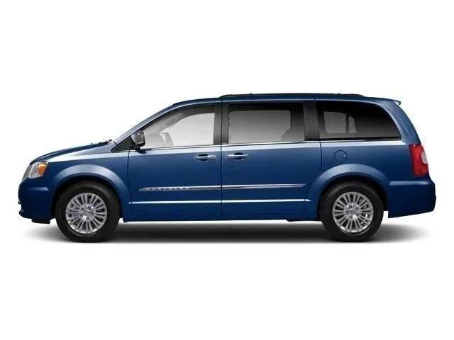 2013 Chrysler Town & Country Touring-L