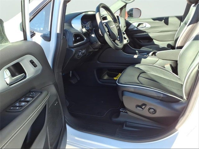 2026 Chrysler Pacifica PACIFICA LIMITED