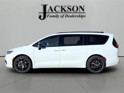 2026 Chrysler Pacifica PACIFICA LIMITED