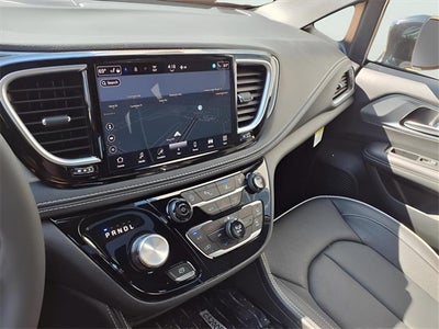 2026 Chrysler Pacifica PACIFICA LIMITED