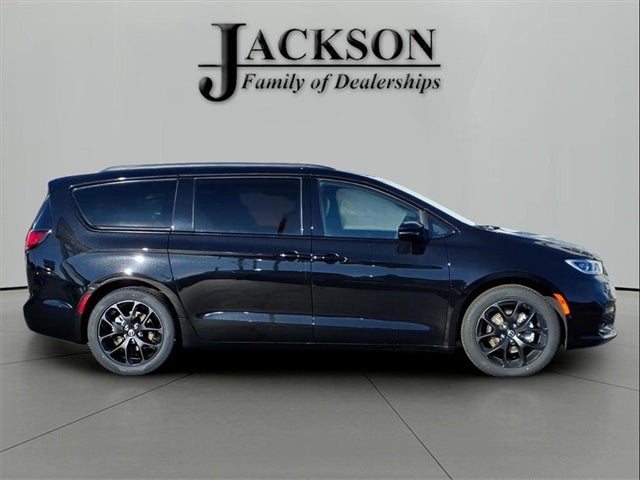 2026 Chrysler Pacifica PACIFICA LIMITED