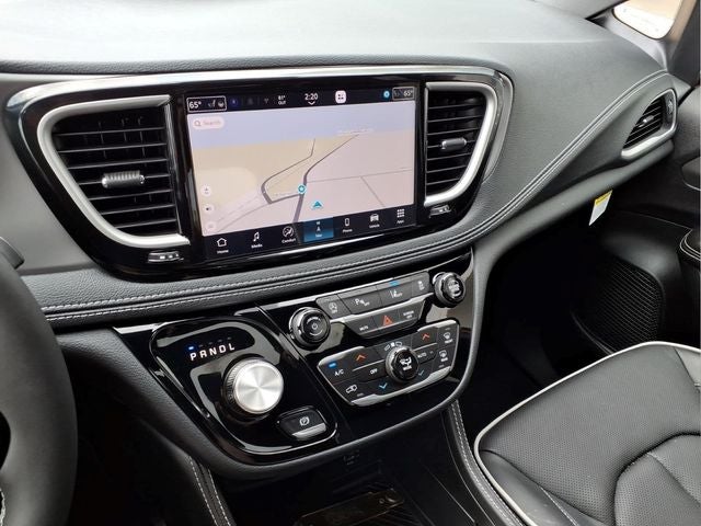 2027 Chrysler Pacifica PACIFICA LIMITED AWD