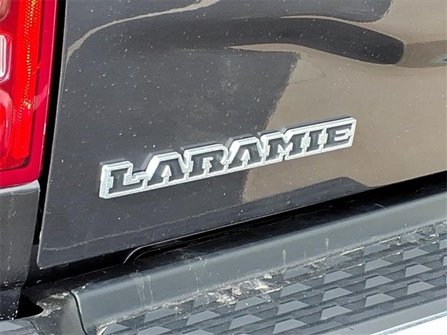 2022 RAM 2500 Laramie Crew Cab 4x4 6'4' Box