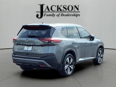 2023 Nissan Rogue SL FWD