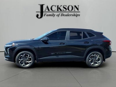 2025 Chevrolet Trax FWD LT