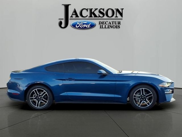 2022 Ford Mustang EcoBoost