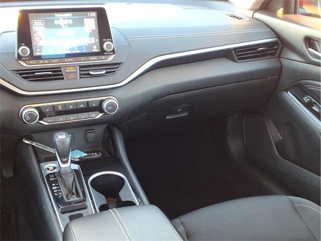 2021 Nissan Altima 2.5 SV