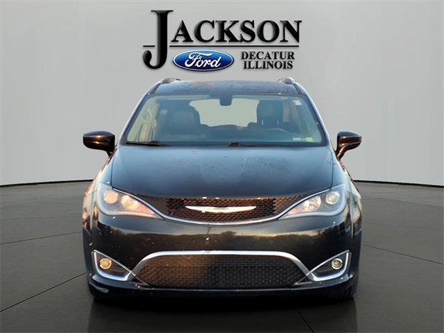 2017 Chrysler Pacifica Touring L Plus