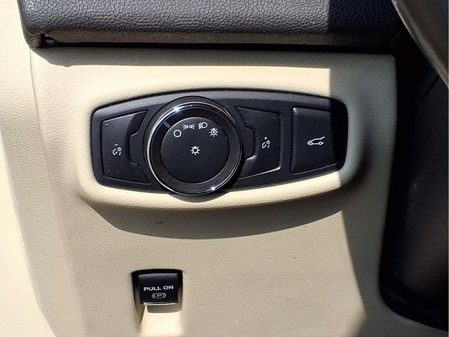 2015 Lincoln MKZ Base