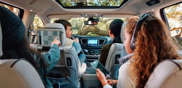 Jackson Chrysler Dodge Jeep Ram of Sullivan in Sullivan IL